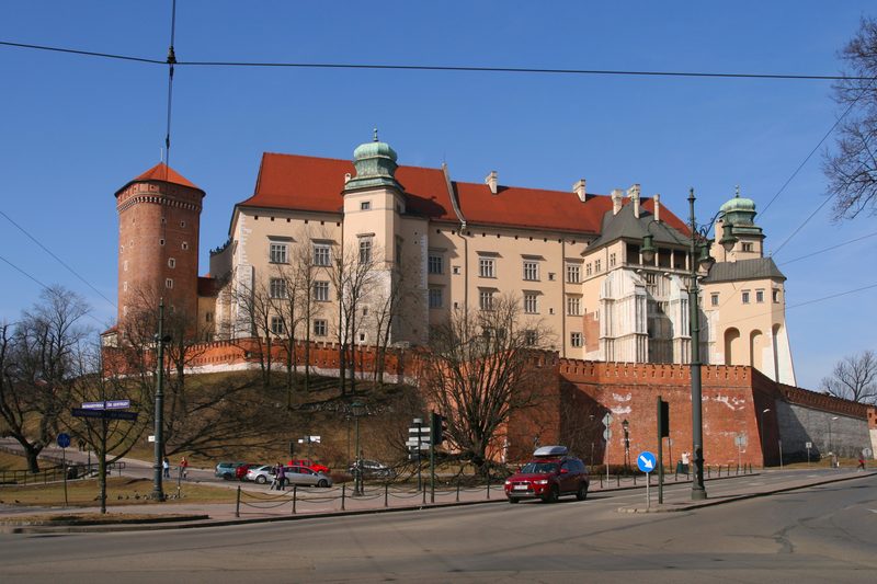 Wawel Castle in Kraków from the east (March 2011)