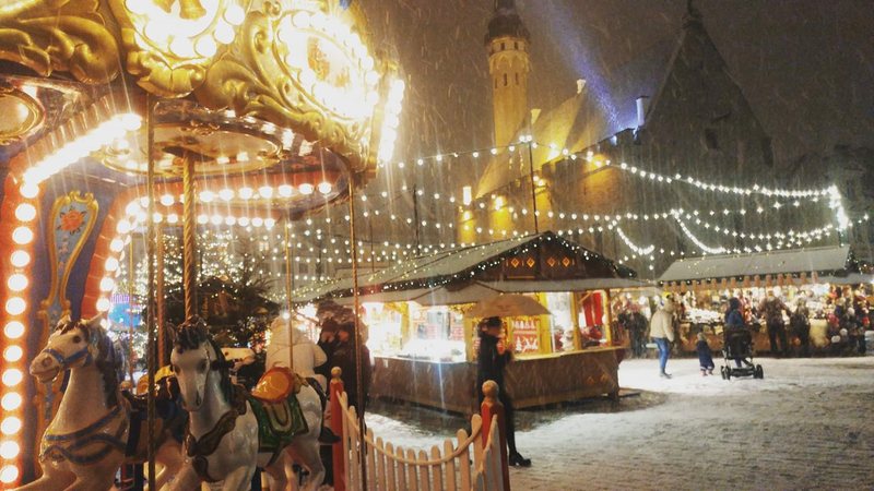 Carousel at the Christmas market in Tallinn in the snow
