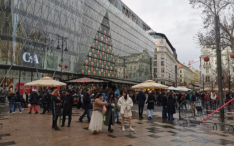 Vörösmarty-plein en Advent bij de Basiliek, Boedapest